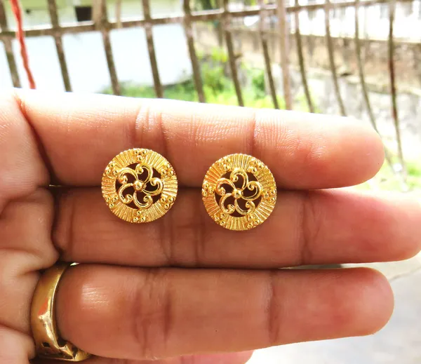 Assamese_Traditional_Gold_Plated_Copper_Stud_Earring_For_Girls_&_Women